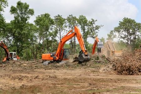 Reasons To Hire A Professional Land Clearing Company